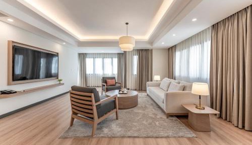 Luxury Four-Bedroom Suite