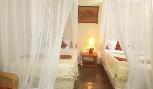 Standard Twin Room with Garden View
