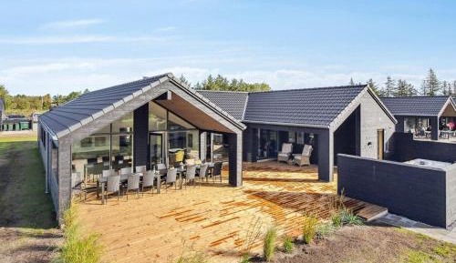 Six-Bedroom Holiday Home