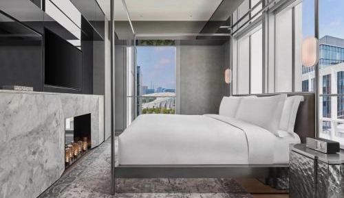 Chez Chloe Suite