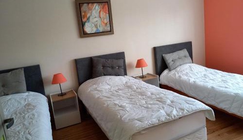 Holiday Home (6 Adults)