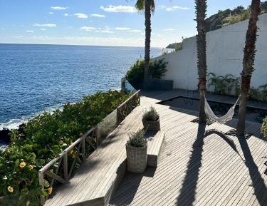 Villa - Beach Front