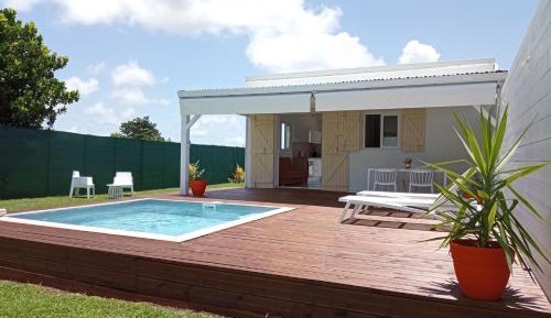 Villa with Garden View