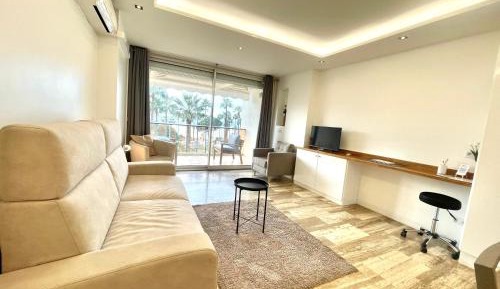 Studio with Sea View