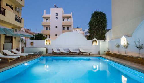 Triple Room with Pool View