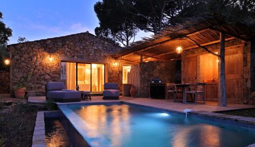 Pool Suite