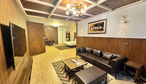Superior King Room