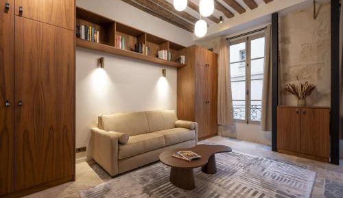 Superior Apartment