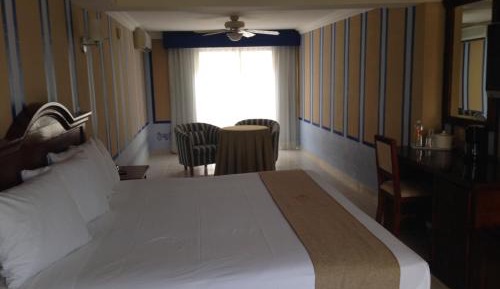Junior Suite with King Bed