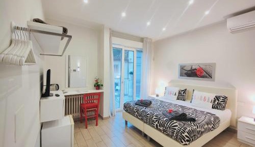 Double or Twin Room with Terrace