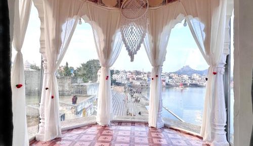 Deluxe Double Room with Balcony and Sea View