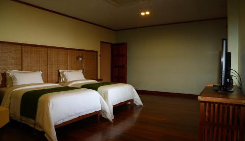 Superior Two-Bedroom Apartment
