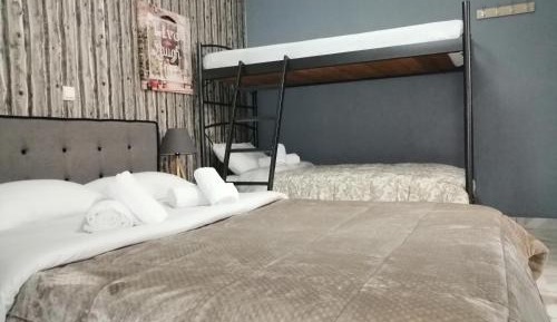 Classic Quadruple Room