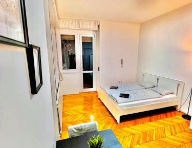 King Room with Balcony