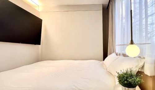 Deluxe Double Room with Shower