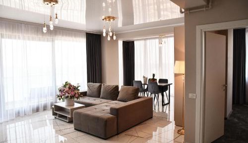 Premium Deluxe Apartment
