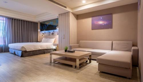 Deluxe Suite