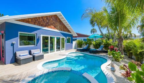 Four-Bedroom Holiday Home