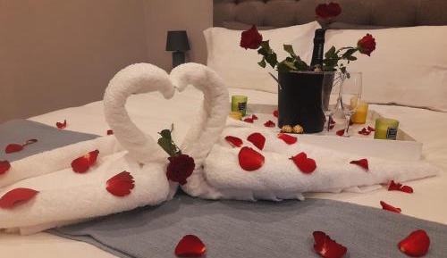 Double Room with Pool View