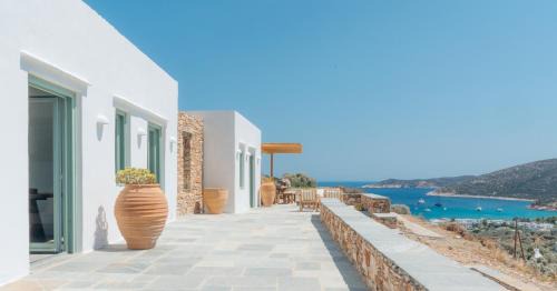 Villa with Sea View