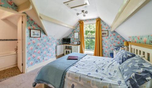 Double Room with Mountain View