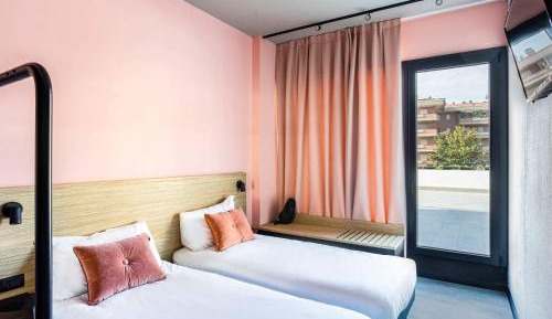 Superior Double Room with Balcony
