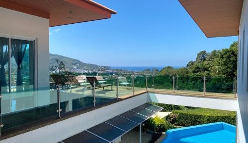 Villa with Sea View