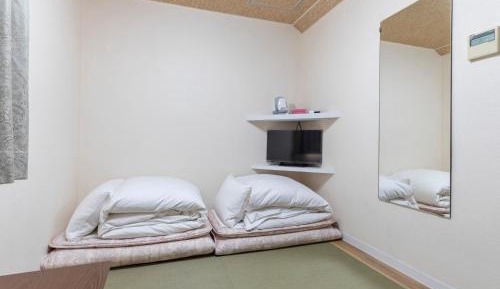 Twin Room with Shower