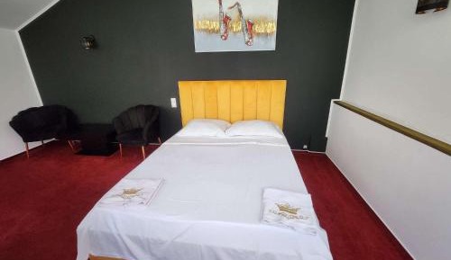 Superior King Room