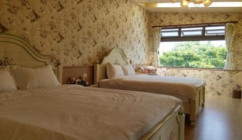 Quadruple Room with Bath