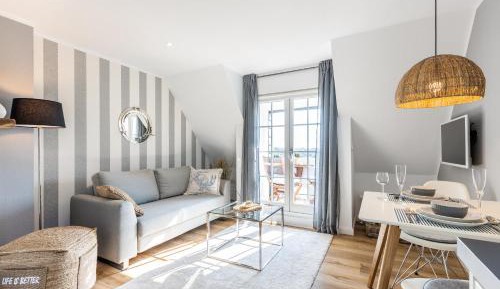 Apartment with Balcony