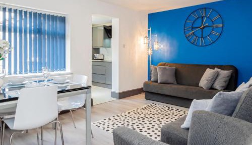 Deluxe Family Room