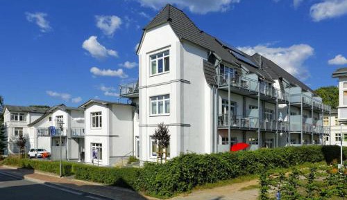 Two-Bedroom Apartment with Balcony