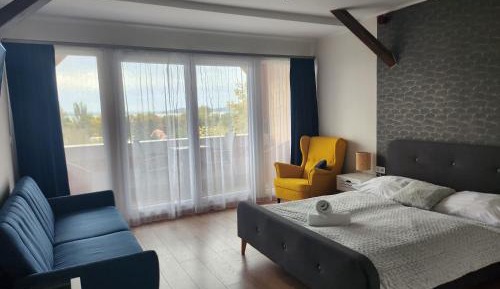 Triple Room with Lake View