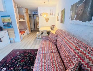 Studio Apartment