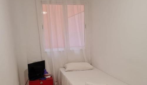 Standard Single Room with Shared Bathroom