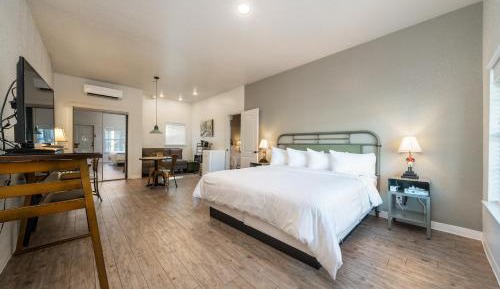 Superior Suite