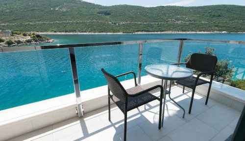 Studio with Sea View