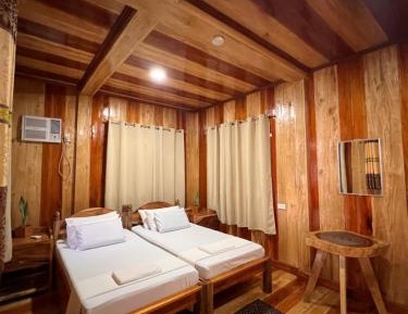 Twin Room with Private Bathroom