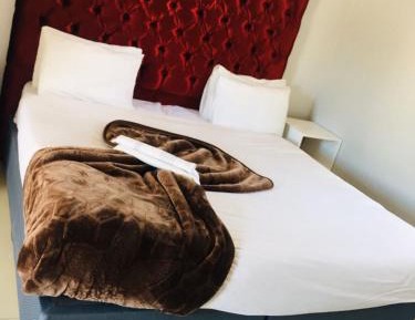 Double or Twin Room with Private Bathroom