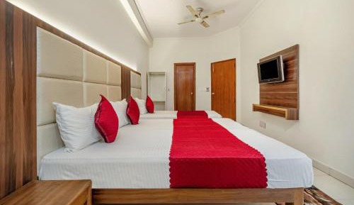 Deluxe Family Room