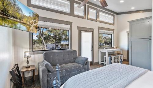 One-Bedroom Cottage