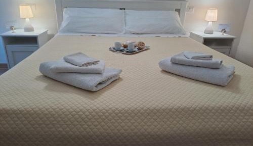 Double Room with Private External Bathroom