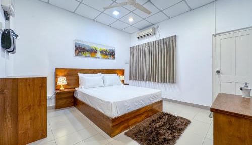 Double Room with Private Bathroom