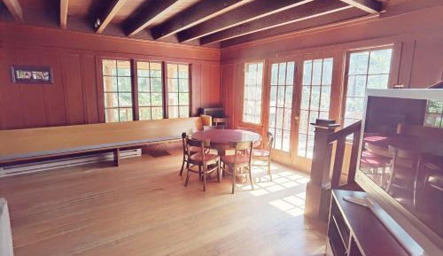 Deluxe Family Suite