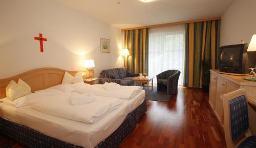 Junior Suite with Balcony