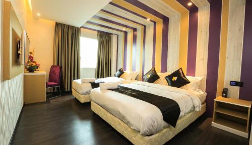 Deluxe Family Triple Room