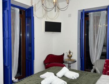 Double Room with Shared Toilet