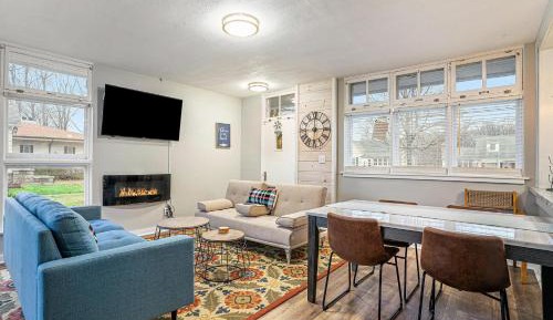 Three-Bedroom Holiday Home 