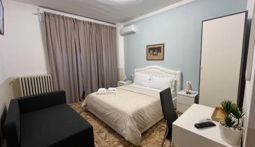 Double Room with Private External Bathroom